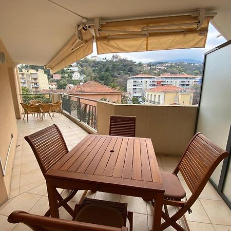 Beau 3 P. Parfaitement Situe Et Place De Parking A Disposition Menton Buitenkant foto